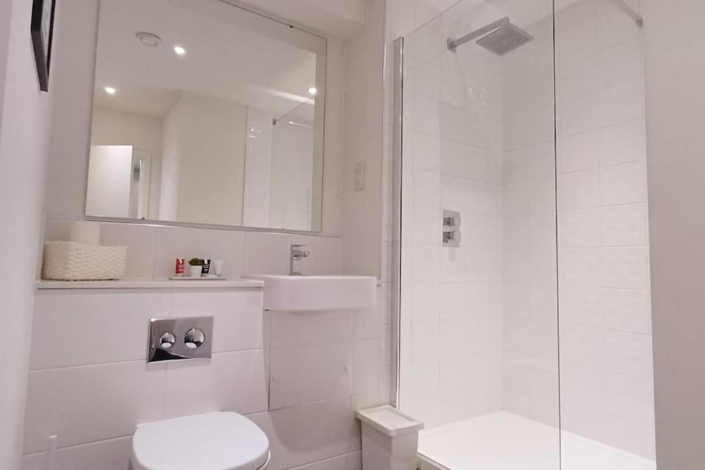 Stylish Modern 1Bed Apartment In Bedford Luaran gambar